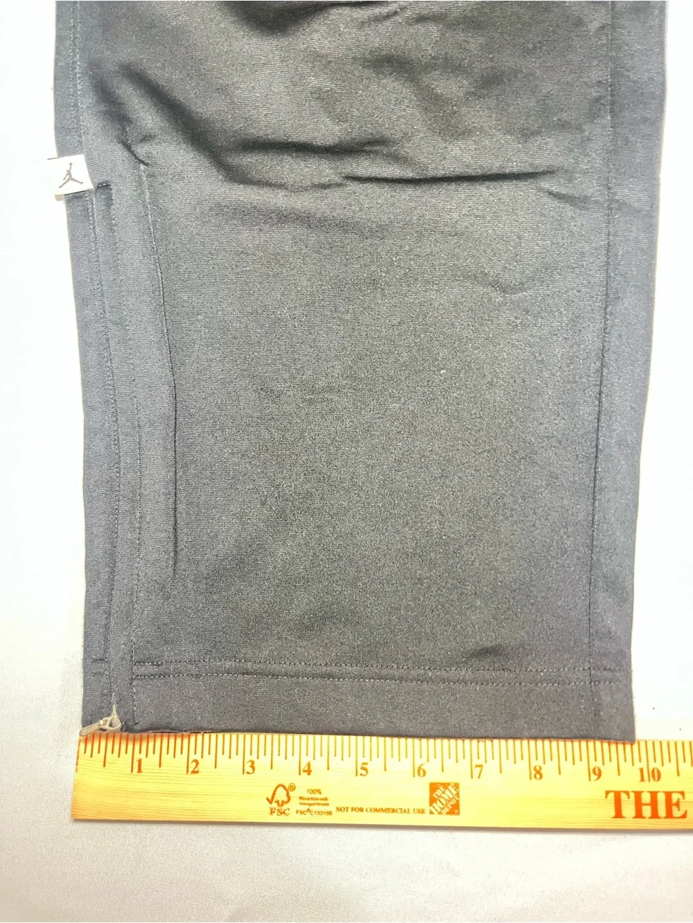 Jordan Men’s Jogger Pants Black Gray Logo Zip Ankles Size L